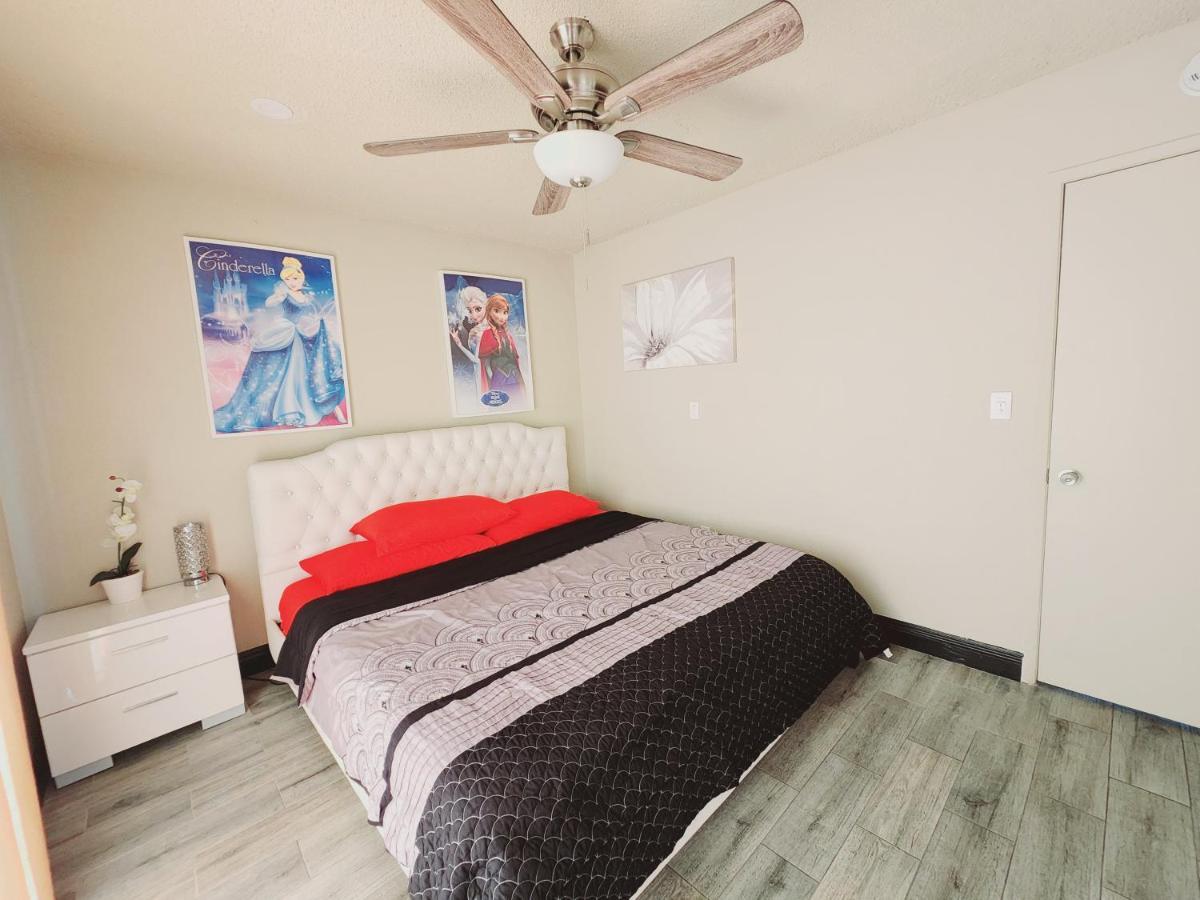 Ocean Breeze Apartment Huntington Beach Exterior photo